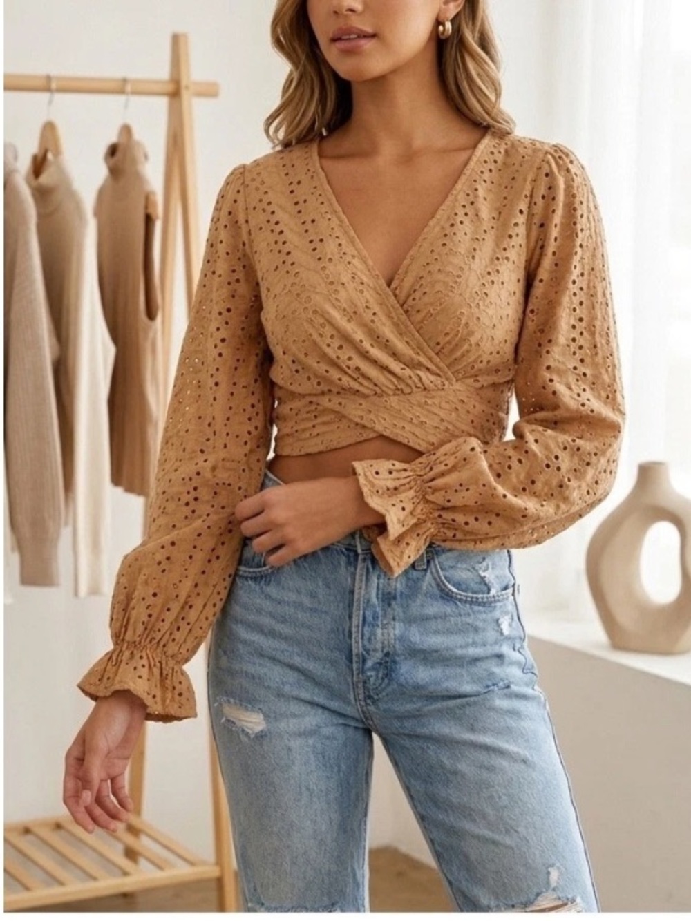 URBAN Romantics Tan Peach Scalloped Eyelet Cropped Blouse